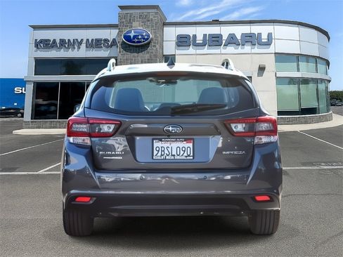 Used 2022 Subaru Impreza 2.0i Limited image 5