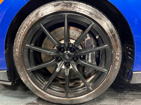 Used 2017 Ford Mustang Shelby GT350 RWD image 22