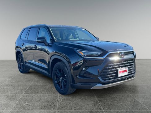 New 2026 Toyota Grand Highlander AWD image 8