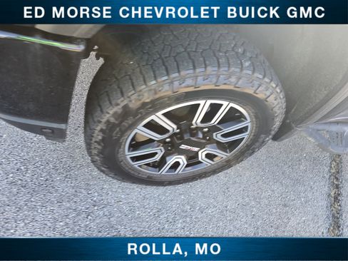 Used 2021 GMC Sierra 2500 AT4 w/ AT4 Premium Plus Package image 9