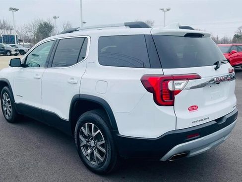 Used 2023 GMC Acadia SLE w/ Driver Convenience Package image 5