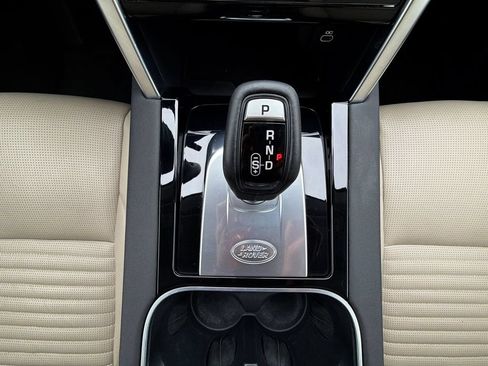 Used 2023 Land Rover Discovery Sport SE AWD/4WD image 25