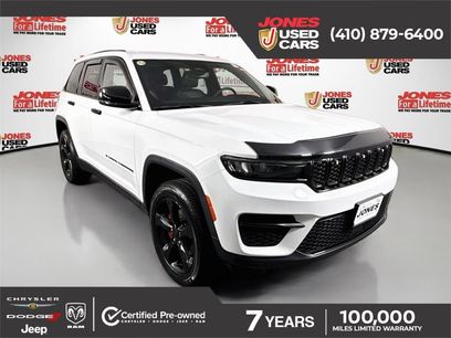 Used 2023 Jeep Grand Cherokee Altitude