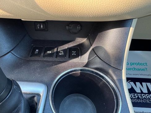 Used 2014 Toyota Highlander Plus AWD/4WD image 15