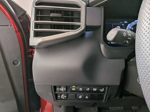 Used 2025 Toyota Sequoia Platinum AWD/4WD image 12