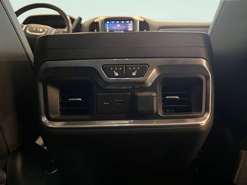 Used 2019 GMC Sierra 1500 SLT w/ SLT Premium Plus Package image 11
