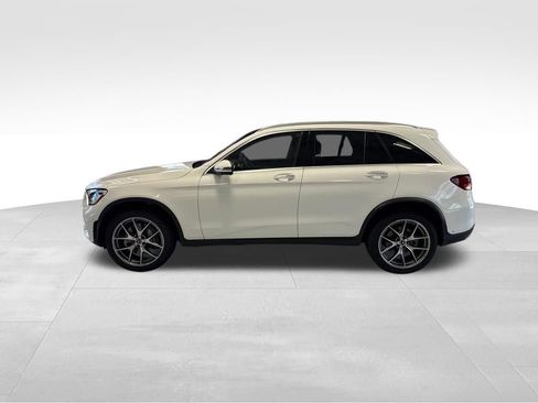 Used 2022 Mercedes-Benz GLC 300 4MATIC image 2