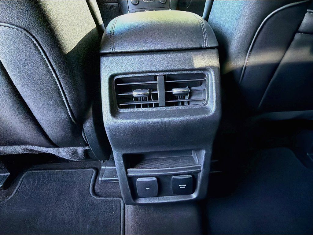 Used 2020 Ford Edge SEL w/ Convenience Package AWD/4WD image 26