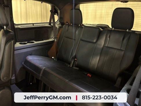 Used 2017 Dodge Grand Caravan GT FWD image 20
