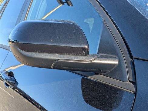 Certified 2025 Chevrolet Equinox LT image 13