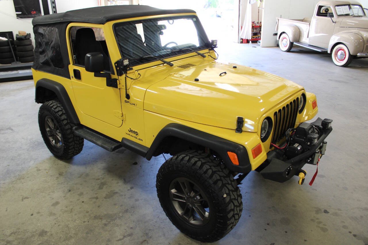 Used 2005 Jeep Wrangler Sport w/ 30" Tire & Wheel Group AWD/4WD image 20