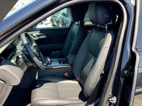 New 2026 Land Rover Range Rover Velar Dynamic SE image 6