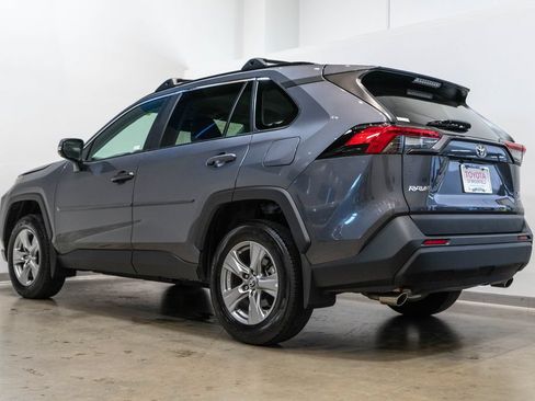 Used 2024 Toyota RAV4 XLE AWD/4WD image 7