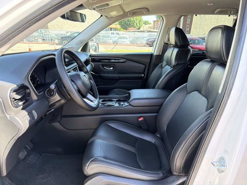 Used 2023 Honda Pilot EX-L image 18