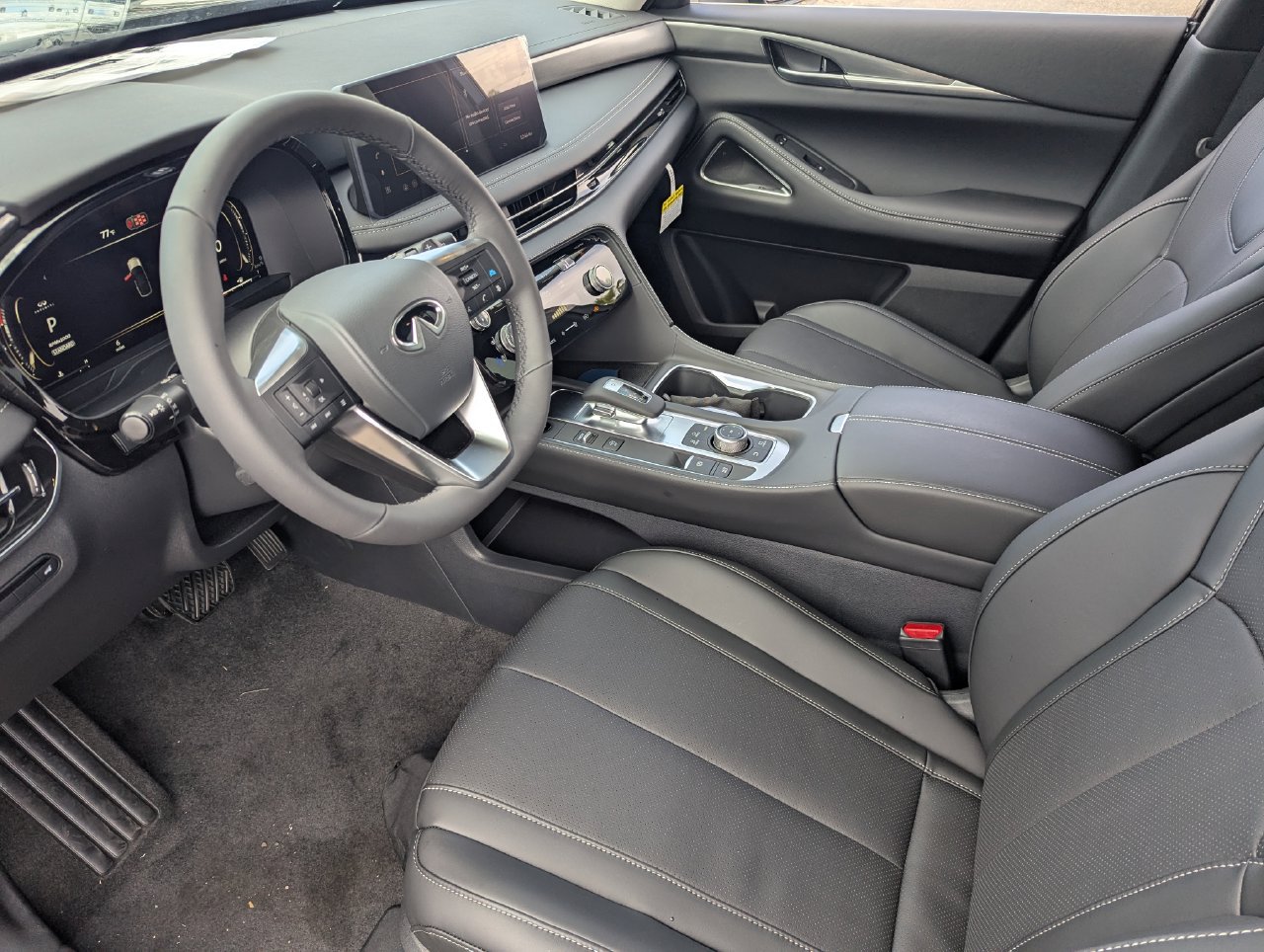 New 2027 INFINITI QX60 Luxe FWD image 11
