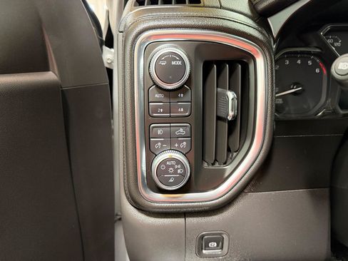 Used 2020 GMC Sierra 1500 SLT AWD/4WD image 14