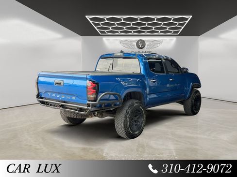 Used 2018 Toyota Tacoma Limited AWD/4WD image 5