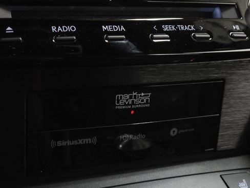 Used 2025 Lexus IS 350 F Sport image 31