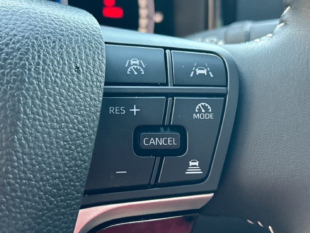 Used 2026 Toyota Camry SE FWD image 18
