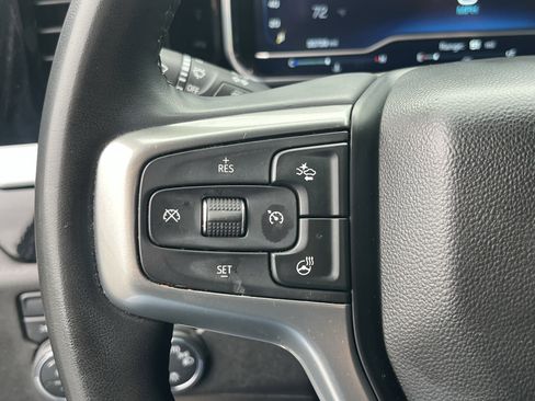 Used 2023 Chevrolet Silverado 1500 LT AWD/4WD image 12