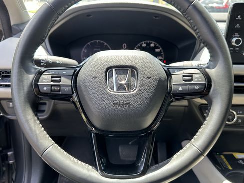 Used 2023 Honda HR-V EX-L image 6
