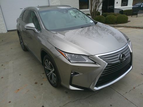 Used 2019 Lexus RX 350 FWD image 2