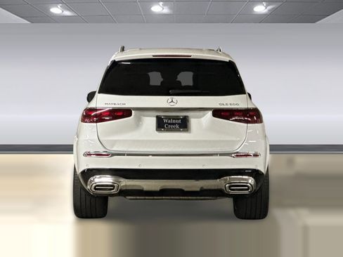 New 2026 Mercedes-Benz Maybach GLS 600 4MATIC image 9