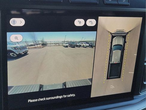 Used 2024 Ford F350 Lariat w/ Chrome Package image 18