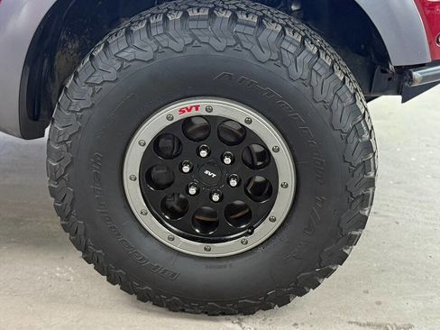 Used 2014 Ford F150 Raptor w/ Equipment Group 801A Luxury image 19