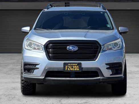 Used 2019 Subaru Ascent Premium w/ Popular Package #3 image 10