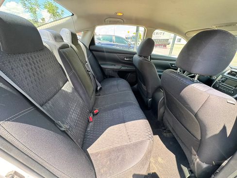 Used 2016 Nissan Altima 2.5 S w/ Power Driver Seat Package FWD image 13