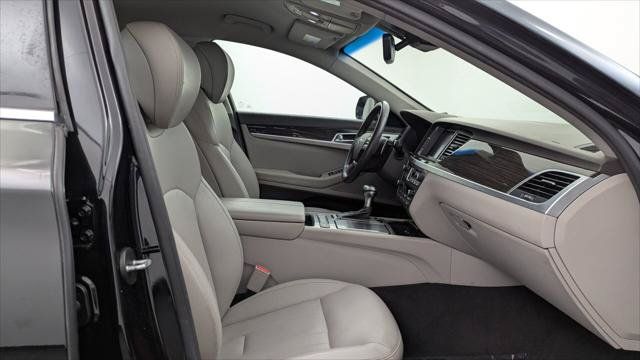 Used 2020 Genesis G80 3.8 RWD image 17