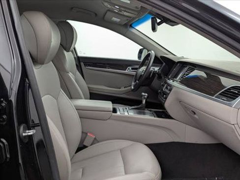 Used 2020 Genesis G80 3.8 RWD image 17