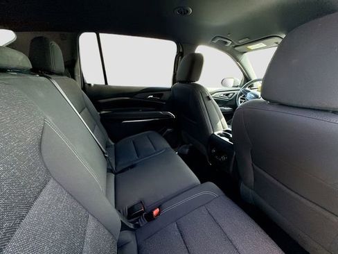 Used 2024 Chevrolet Traverse LS FWD image 25
