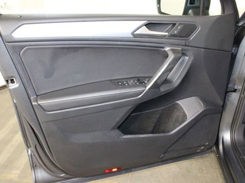 Used 2024 Volkswagen Tiguan S image 16