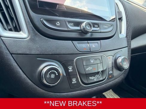 Used 2024 Chevrolet Malibu LS FWD image 19