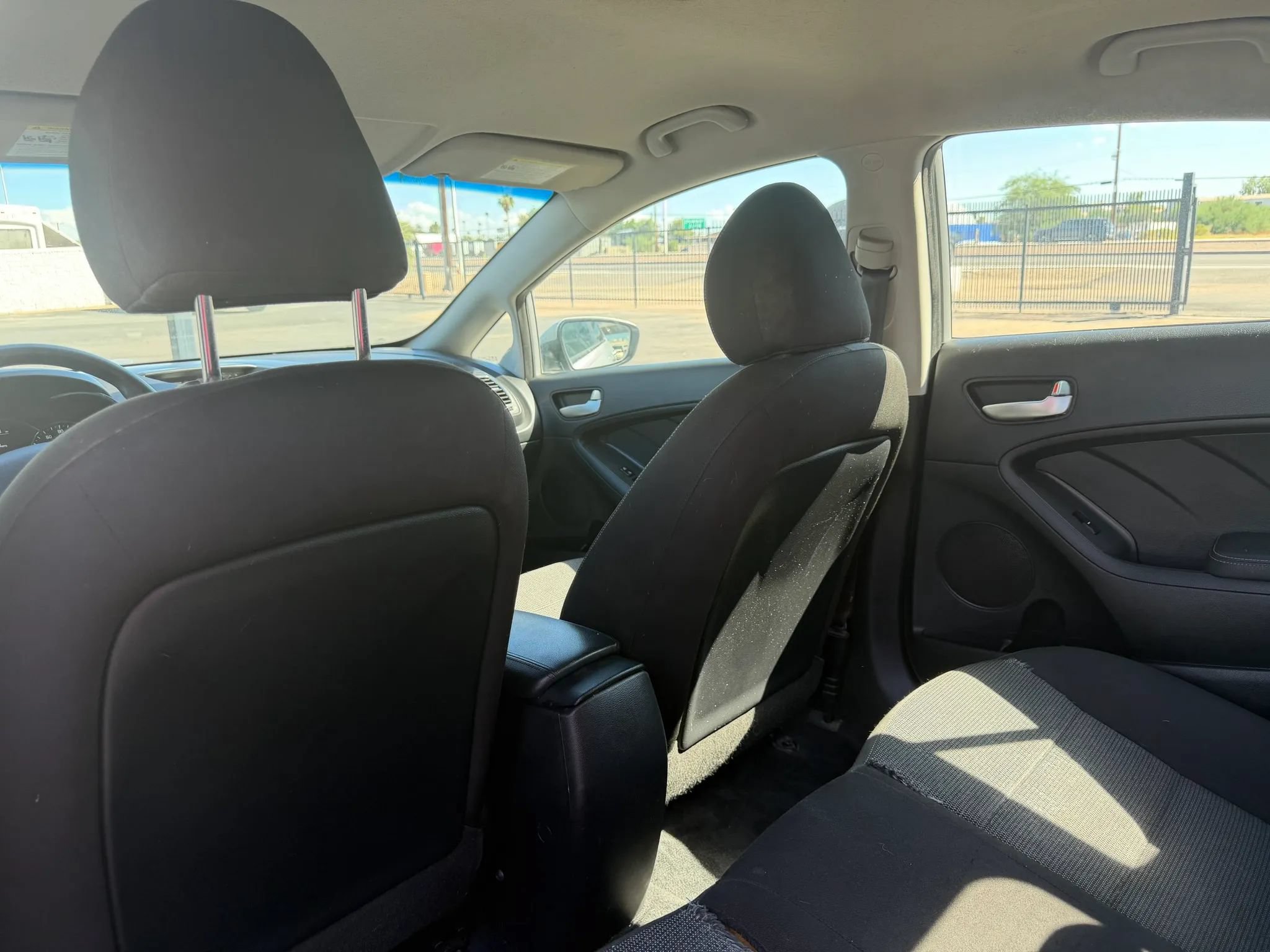 Used 2017 Kia Forte LX FWD image 19