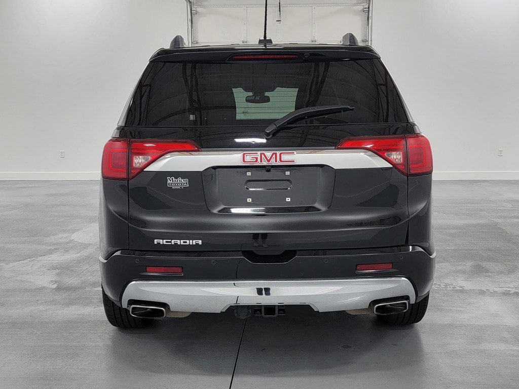 Used 2018 GMC Acadia Denali w/ Technology Package FWD image 7