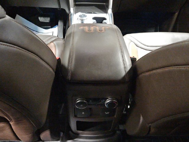 Used 2021 Ford Explorer King Ranch w/ Premium Technology Package AWD/4WD image 15