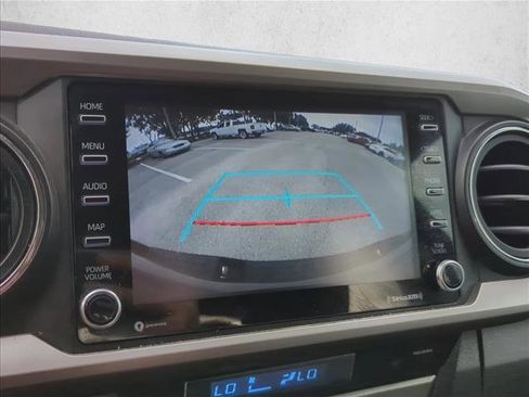 Used 2022 Toyota Tacoma SR5 image 17