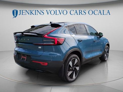 Used 2024 Volvo C40 Recharge Core w/ Climate Package image 3