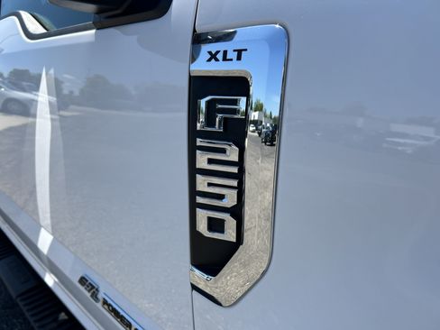 Certified 2022 Ford F250 XLT AWD/4WD image 26