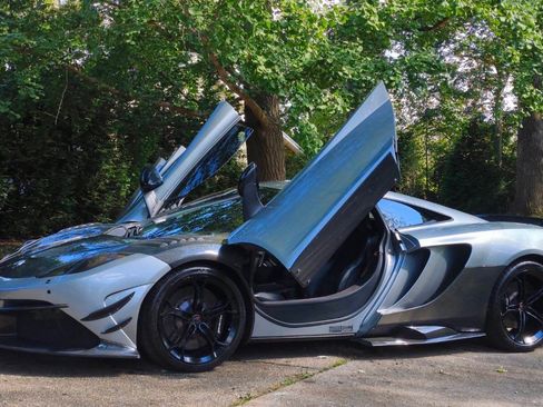 Used 2012 McLaren MP4-12C image 2