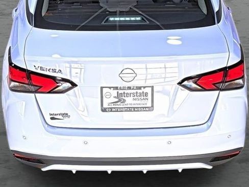 Used 2025 Nissan Versa SV w/ Trunk Package FWD image 11