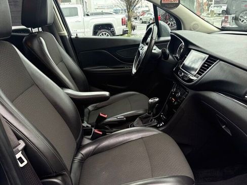 Used 2018 Buick Encore Sport Touring image 18