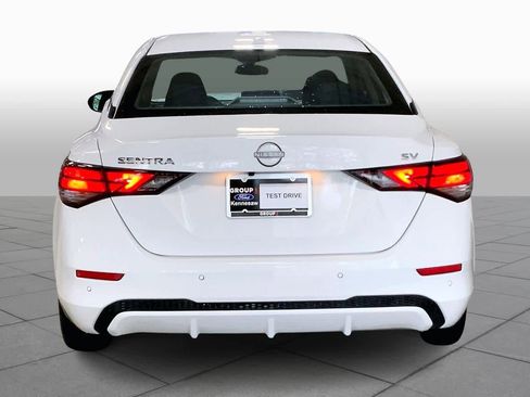 Used 2024 Nissan Sentra SV image 4
