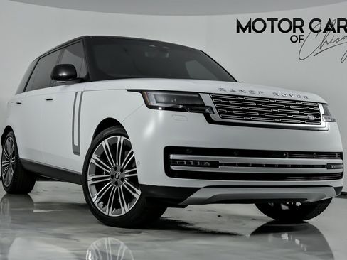 Used 2024 Land Rover Range Rover Long Wheelbase Autobiography image 1