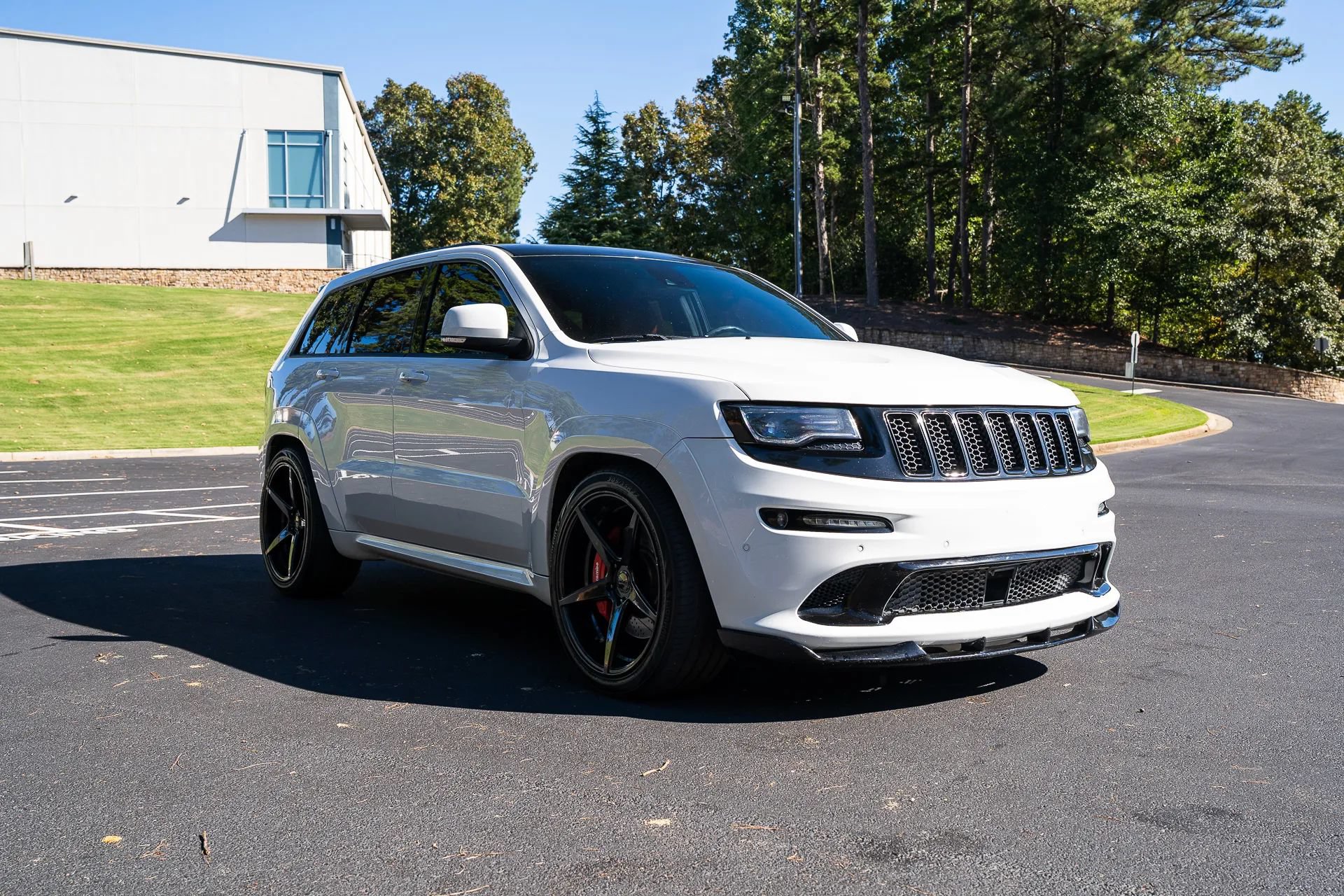 Used 2015 Jeep Grand Cherokee SRT AWD/4WD image 13