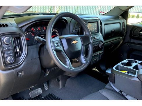 Used 2023 Chevrolet Silverado 1500 Custom image 16