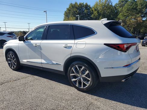 Certified 2023 Acura MDX FWD w/ Technology Package image 7